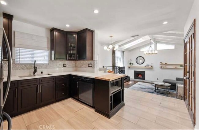 Photo - 25038 Eshelman Ave