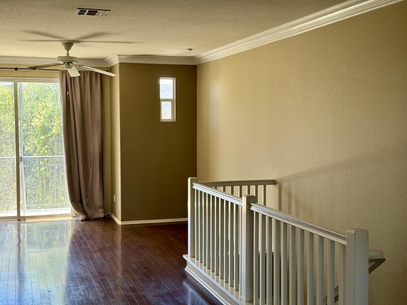 Photo - 1190 Elfin Forest Rd W