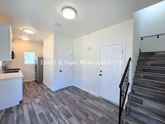 Photo - 4169 Country Club Dr
