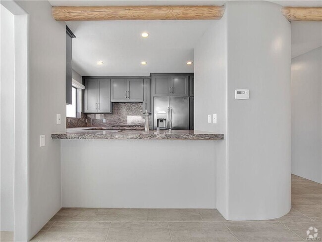 Building Photo - 3616 The Strand Rental