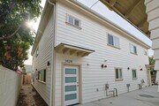 Photo - 1422 W 29th St