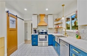 Photo - 19036 Plummer St House