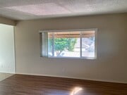 Living room - 322 Cornell Dr Unit D