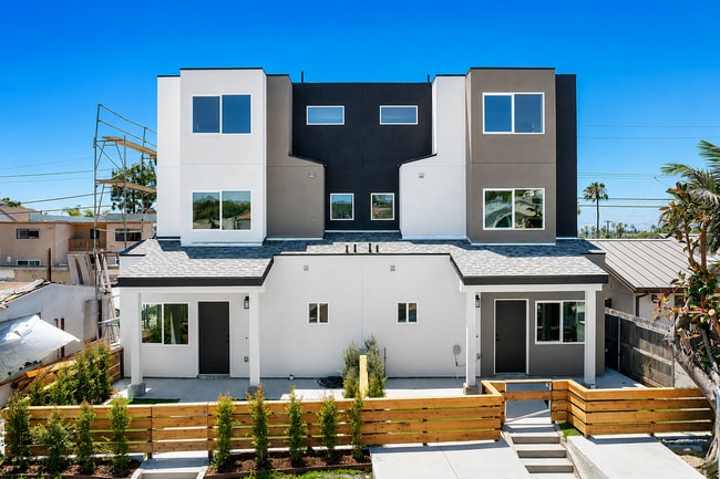 Building Photo - 2139 Balboa Ave Unit 2139 Balboa #1