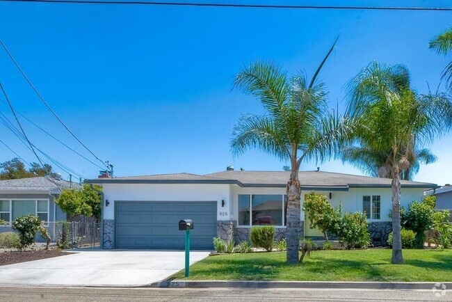 Building Photo - WHIMSICAL CHARM MEETS OPEN LIVING – 3 BED ... Rental