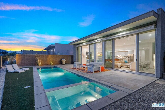 Photo - 939 Bernardi Ln