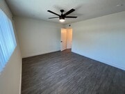 Photo - 3722 S Canfield Ave Unit 204