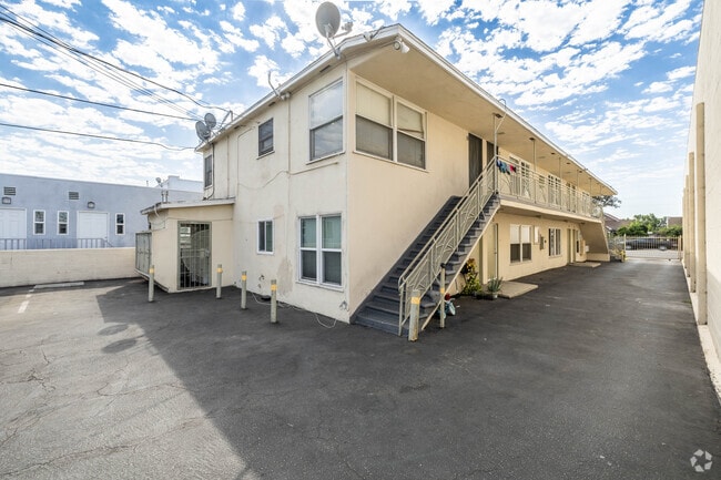 Rear view - 2041 W Martin Luther King Jr. Blvd