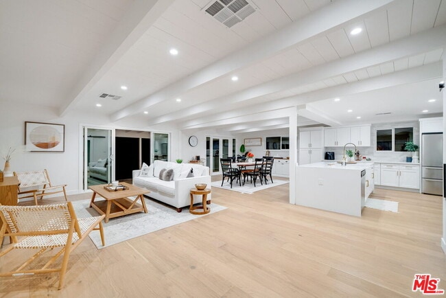 Photo - 6044 Atoll Ave