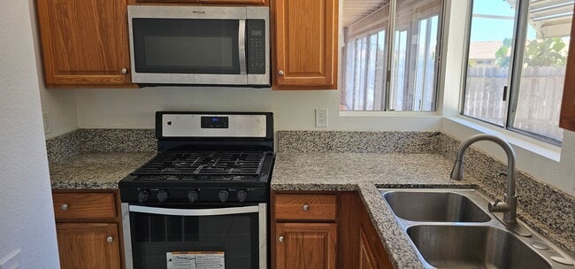 Photo - 4744 Westridge Dr