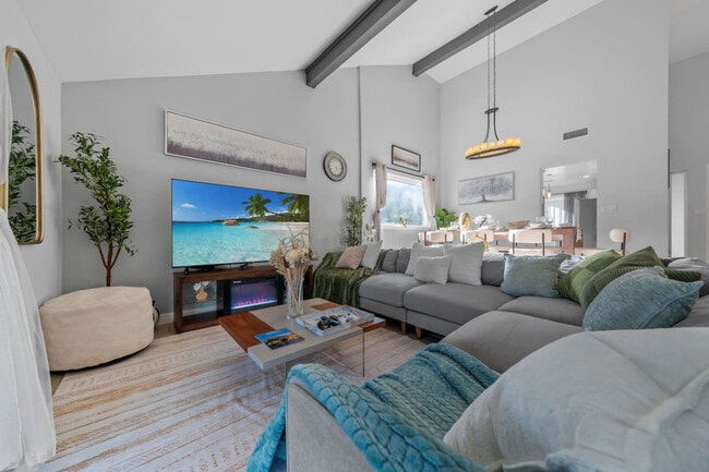 Building Photo - 9737 Benavente Pl Rental