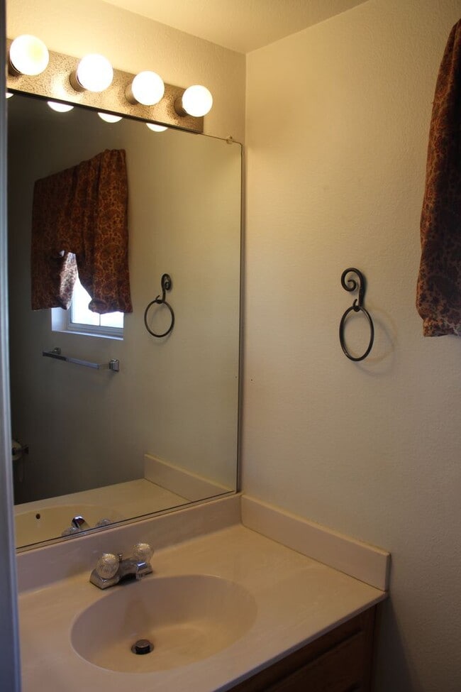 Photo - Gated Community~$2,595~ 2 Bed/2.5 Bath End Unit Townhome.