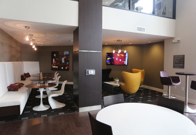 Clubhouse - Sona Glendale