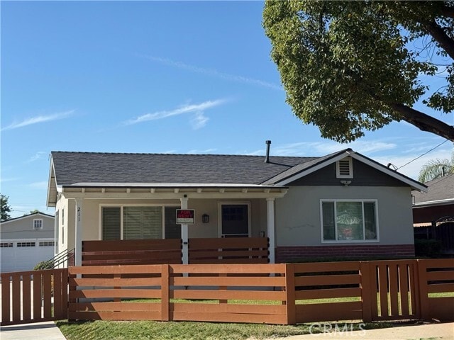 Photo - 211 N Pasadena Ave