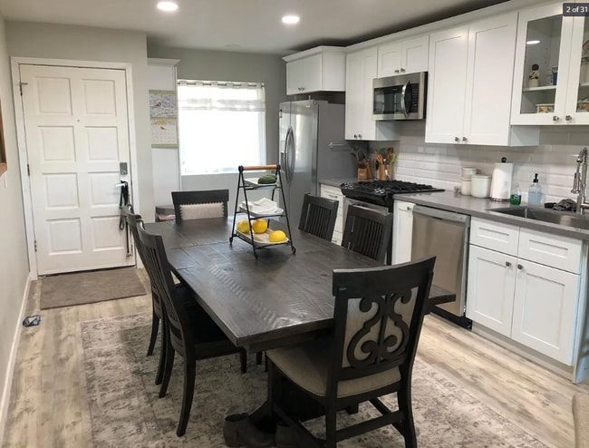 Photo - 2080 Hornblend St Unit 2