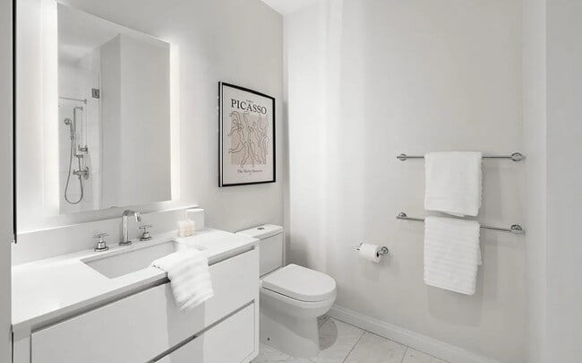 Photo - 818 1/2 California Ave Unit 2