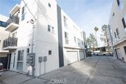 Photo - 2725 S La Brea Ave Apartment