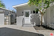 Photo - 3913 S Budlong Ave House