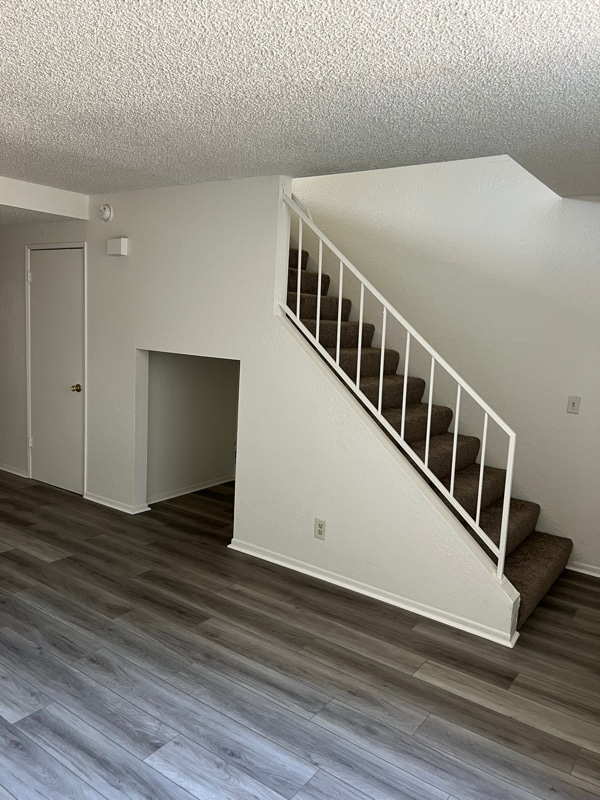 Building Photo - 43711 Challenger Way Rental