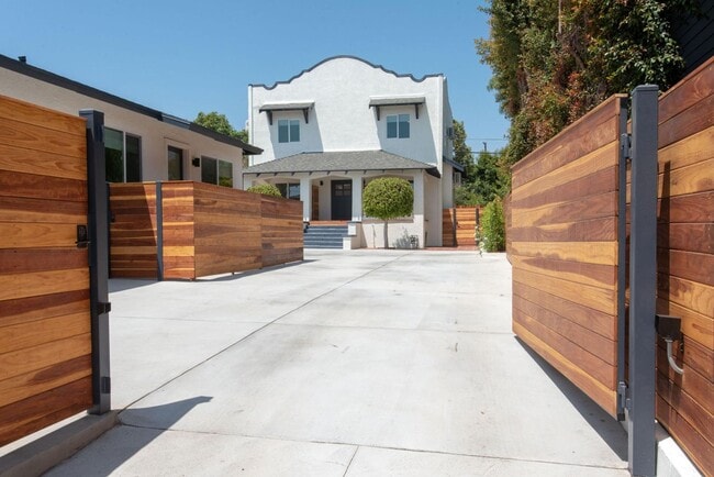 Photo - Spacious and Updated property in the heart... Unit 2215