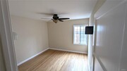 Photo - 1211 N Maple St House