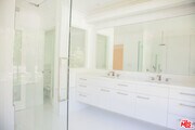 Photo - 17965 Seabreeze Dr House