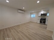 Photo - 200 E Phillips St Townhome