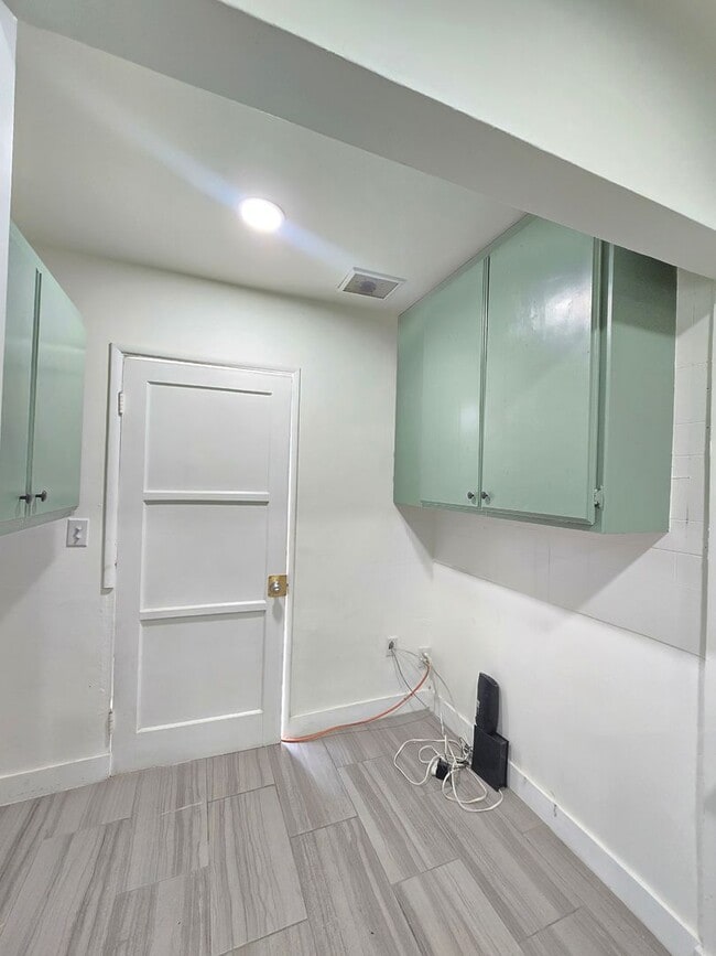 Photo - 8154 Potter Ave Unit 8154 Potter Ave (Main House)