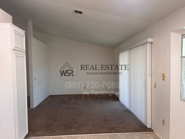Photo - 16221 Jackson Dr