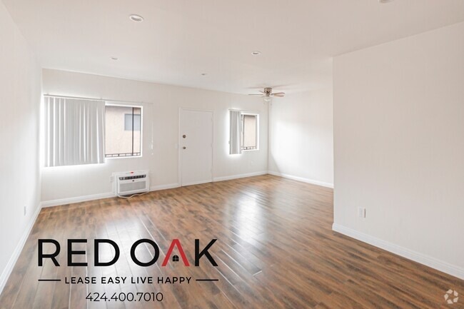 Building Photo - 6546 Sepulveda Blvd Unit 111 Rental