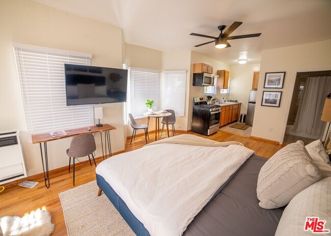 Photo - 26 Breeze Ave Unit 6