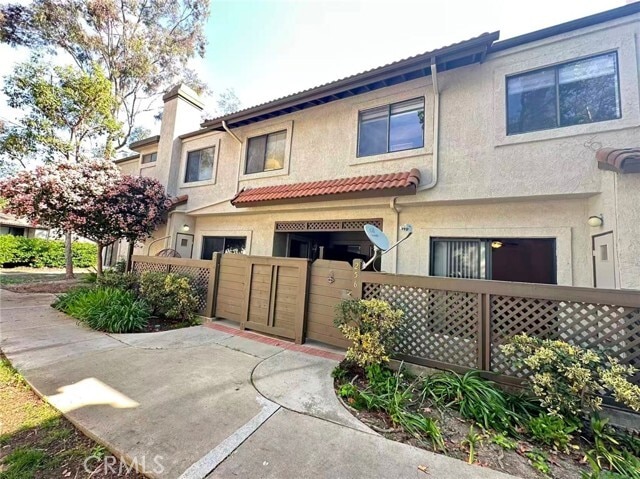 Building Photo - 22881 Hilton Head Dr