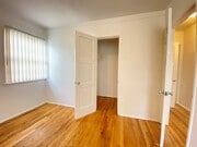 Photo - 360 Rennie Ave Unit 1