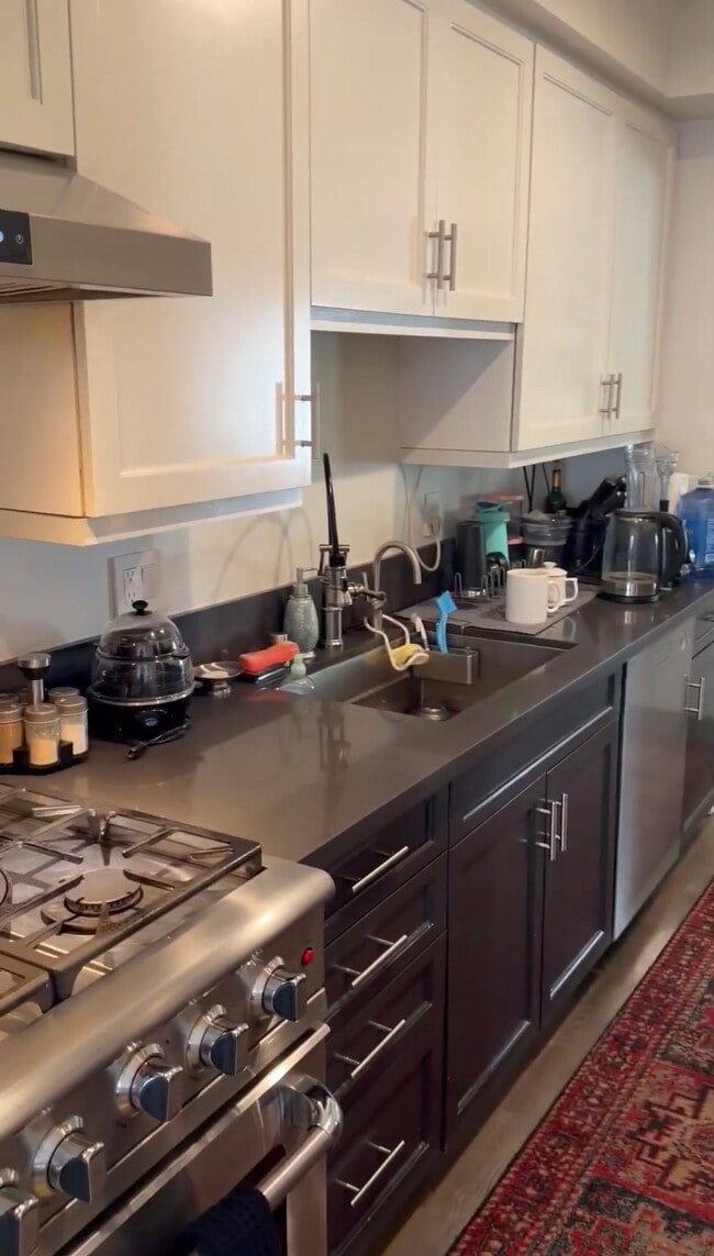 Photo - 1328 Londonderry View Dr