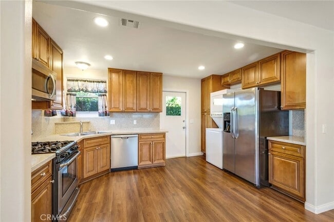 Photo - 2292 Orchard Dr