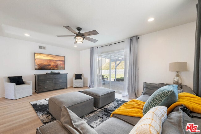 Photo - 19619 Ermine St