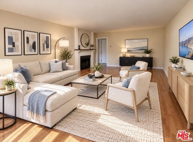 Building Photo - 3845 Westwood Blvd Unit 2