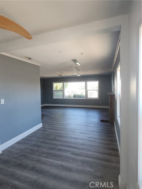 Photo - 858 S Riverside Ave