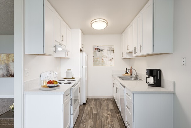 Photo - Seawind Apartments