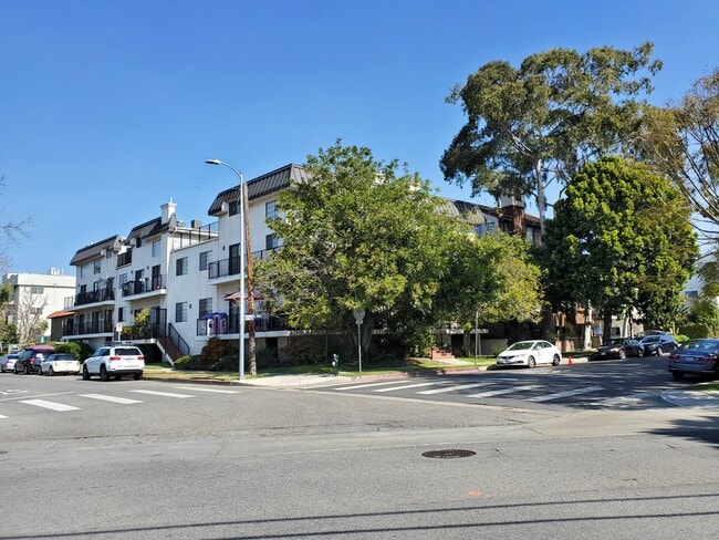 12821 Caswell Ave. - 12821 Caswell Ave Unit 101