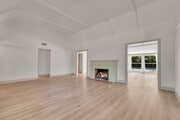 Photo - 11944 Hesby St
