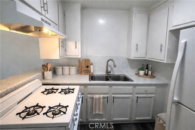 Photo - 12437 Harris Ave Unit 1