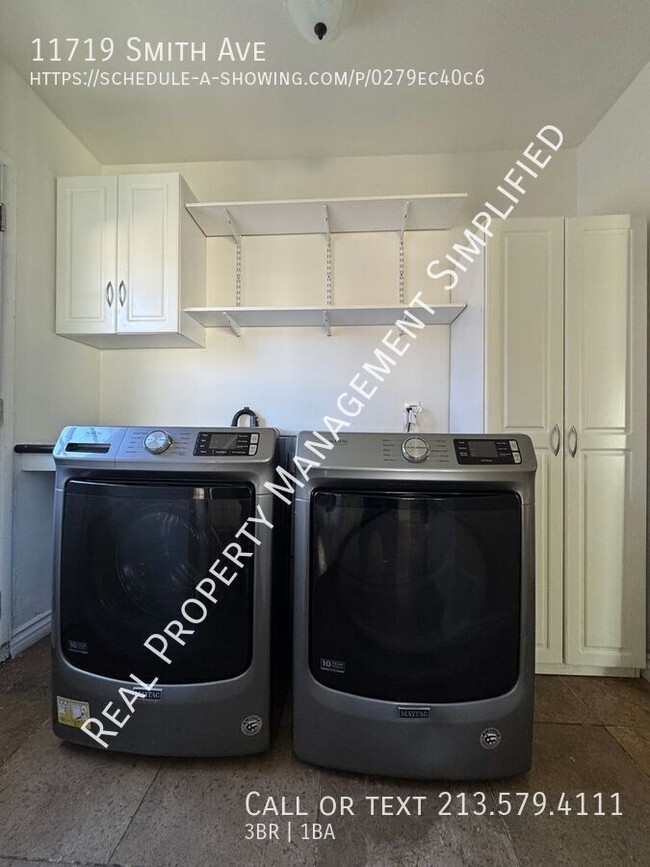 Photo - 11719 Smith Ave