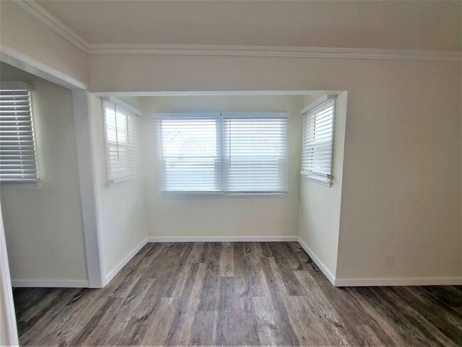 Photo - 1307-1309 Unit 109