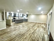 Photo - 2535 N Phyllis St