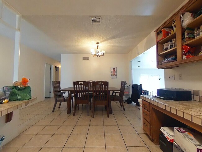 Photo - 5 bed 3 bath w/ POOL and Large rooms