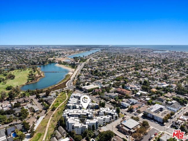 Building Photo - 4643 E 4th St Unit 22