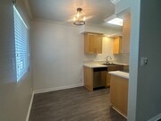 Photo - Four Seasons Apartments