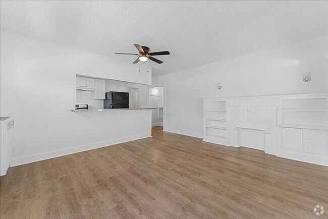 Building Photo - 1405 Cedar Ave Unit 1405 Rental
