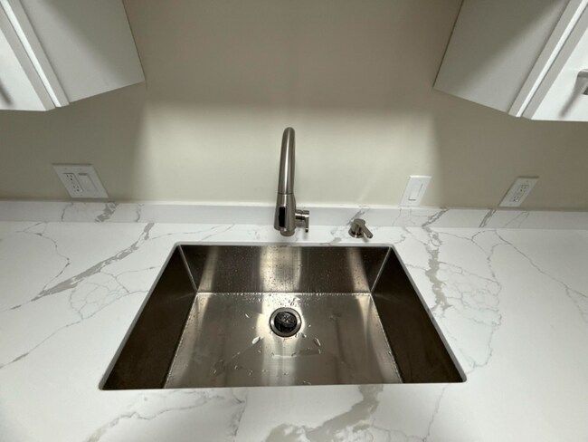 Photo - 8866 Donna Jean Ln